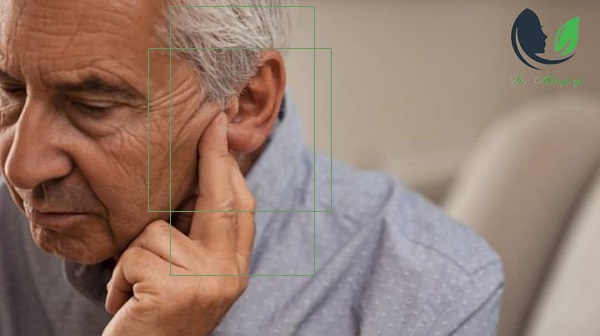 آیا باید موهای گوش را از بین ببرید؟